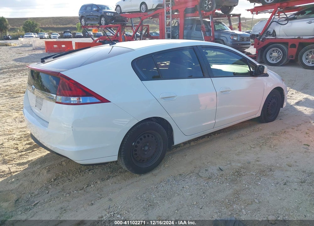 2014 HONDA INSIGHT LX VIN: JHMZE2H58ES000102