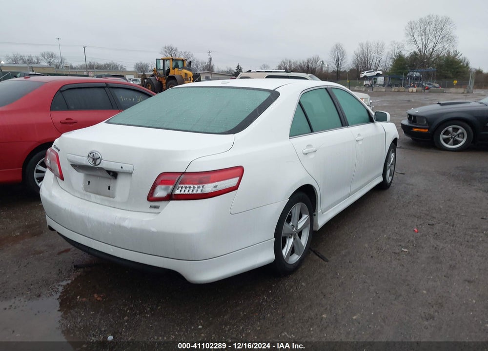 2011 TOYOTA CAMRY SE VIN: 4T1BF3EK6BU658433