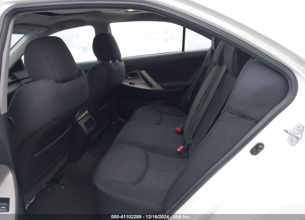 2011 TOYOTA CAMRY SE VIN: 4T1BF3EK6BU658433