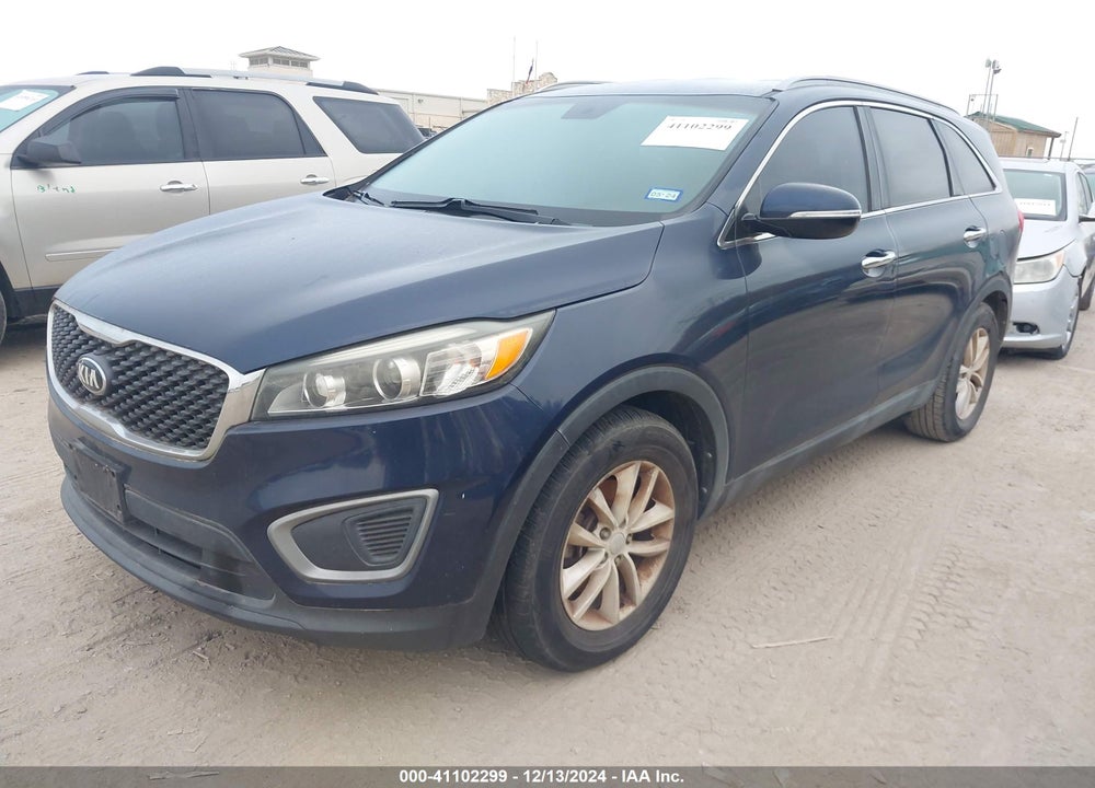 2016 KIA SORENTO 3.3L LX VIN: 5XYPG4A54GG009610