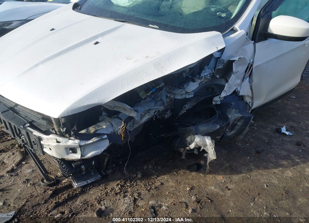 2014 FORD ESCAPE SE VIN: 1FMCU0GX1EUE34895