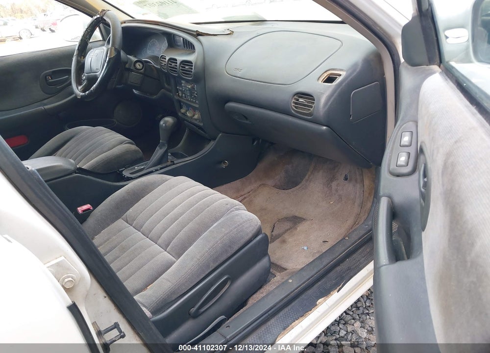 1998 PONTIAC GRAND PRIX SE VIN: 1G2WJ52M7WF279462