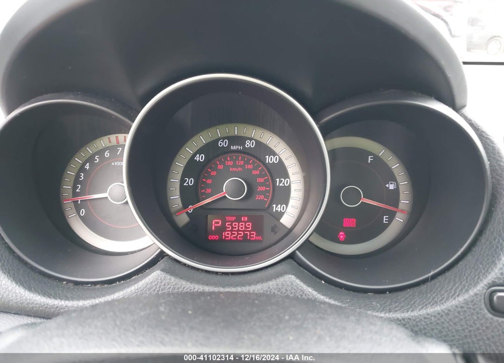 2010 KIA FORTE VIN: KNAFU4A25A5847927