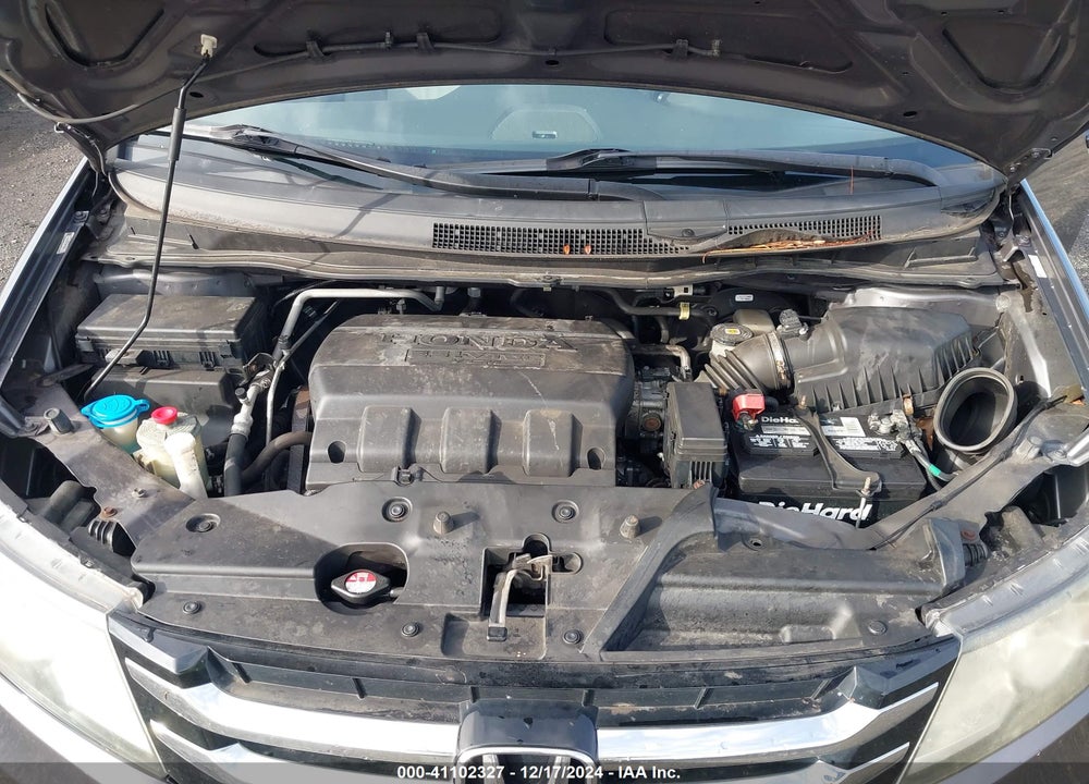 2015 HONDA ODYSSEY EX-L VIN: 5FNRL5H67FB011589