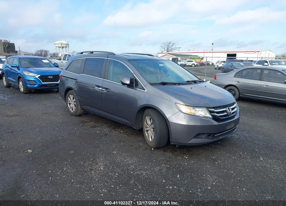 2015 HONDA ODYSSEY EX-L VIN: 5FNRL5H67FB011589