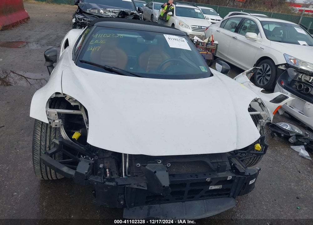 2018 ALFA ROMEO 4C SPIDER VIN: ZARBAAB42JM282475
