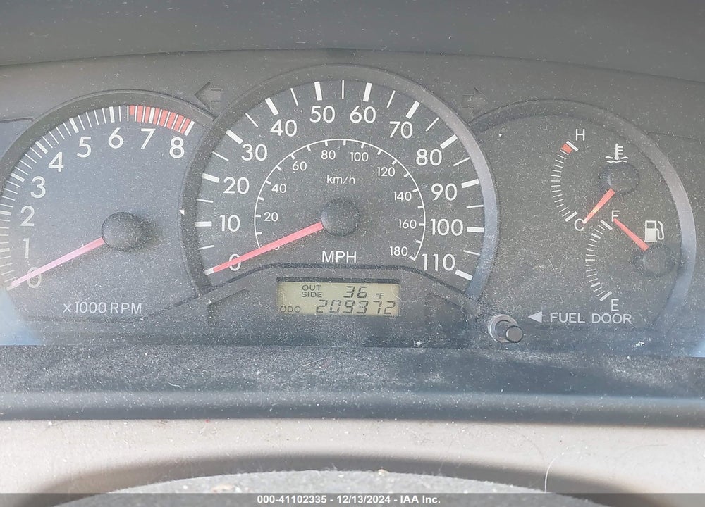 2005 TOYOTA COROLLA CE VIN: 2T1BR32EX5C381622
