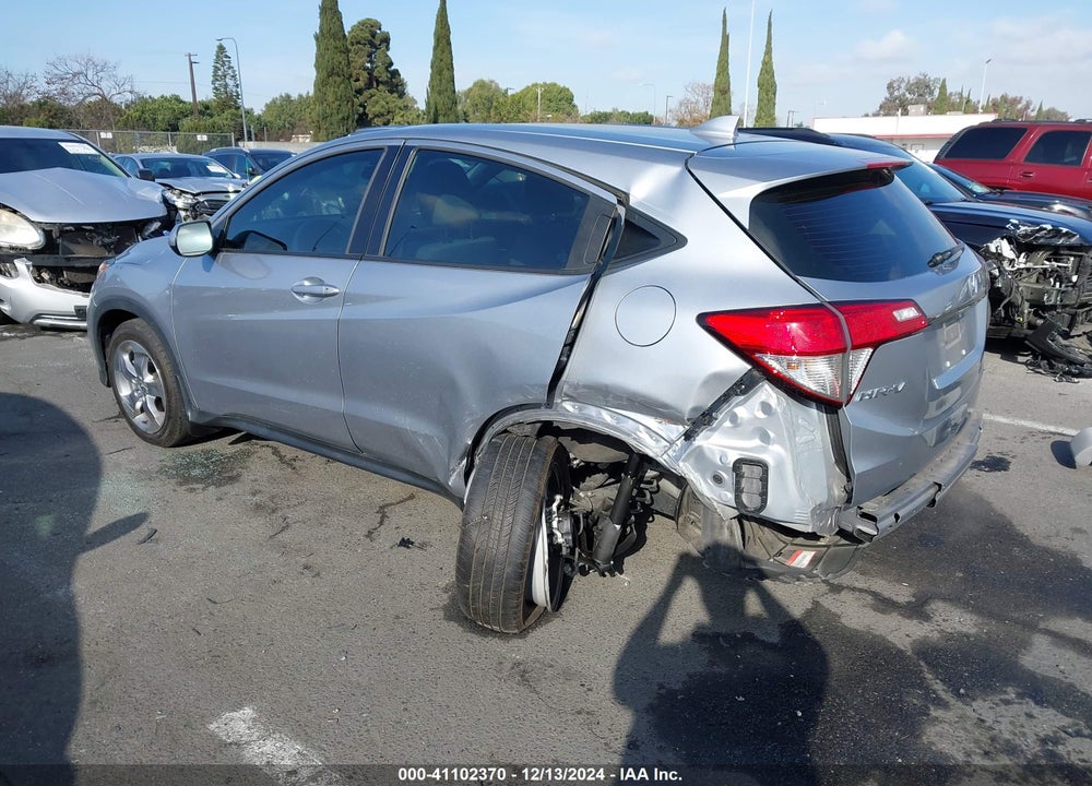 2022 HONDA HR-V 2WD LX VIN: 3CZRU5H39NM744850