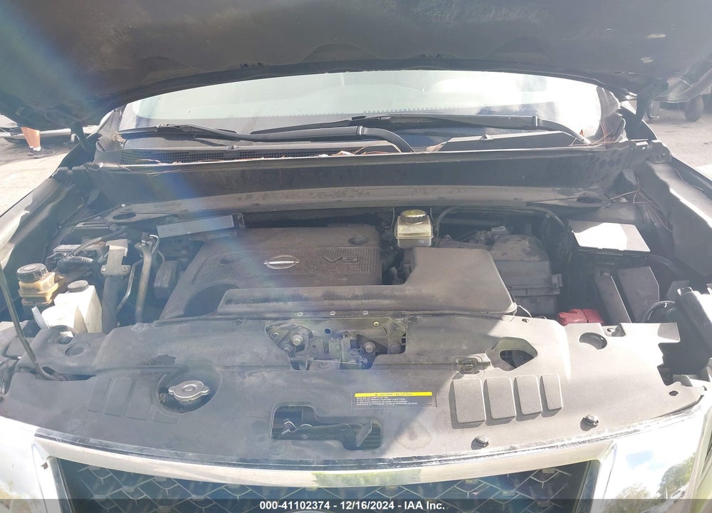 2014 NISSAN PATHFINDER S VIN: 5N1AR2MN9EC727876