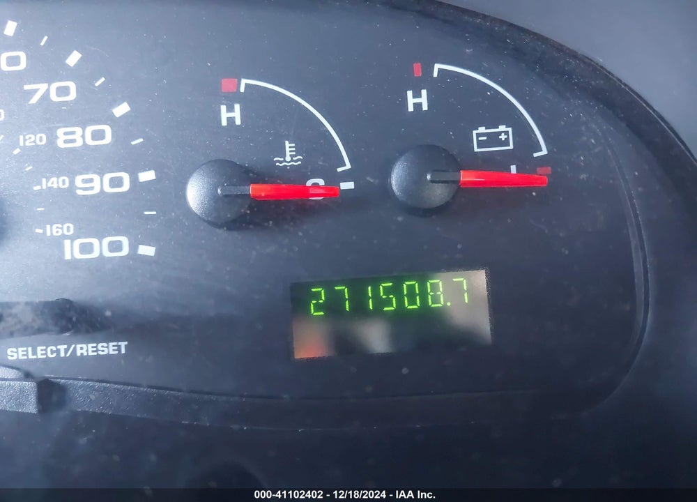 2008 FORD E-350 CUTAWAY VIN: 1FDWE35P98DA91370