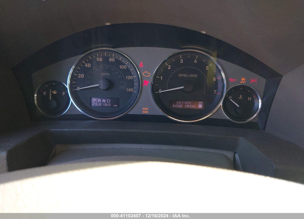 2008 JEEP COMMANDER LIMITED VIN: 1J8HH58N98C233130