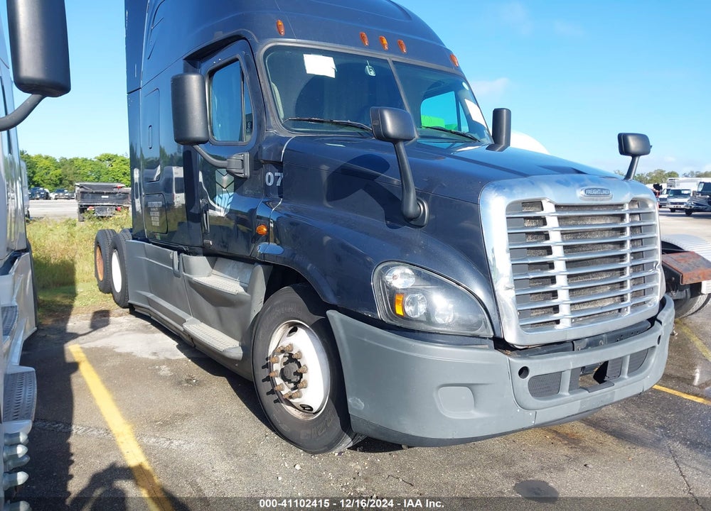 2018 FREIGHTLINER CASCADIA 125 VIN: 1FUJGLDR0JLJK3526