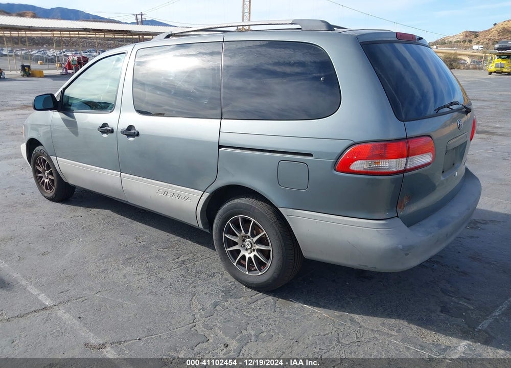 2000 TOYOTA SIENNA LE VIN: 4T3ZF13C2YU243883