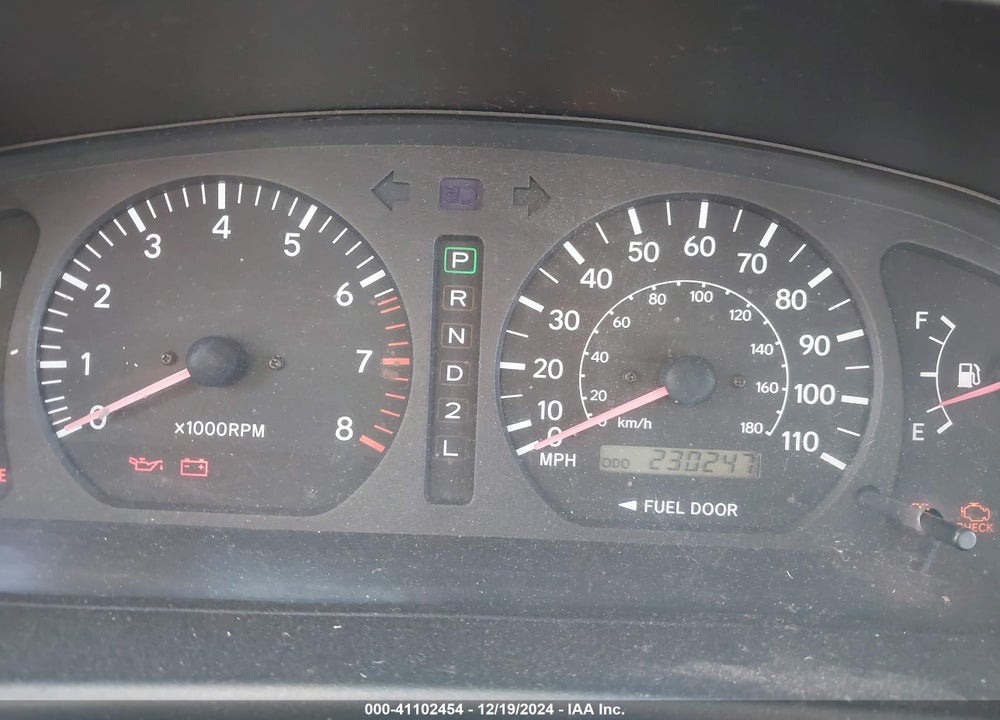 2000 TOYOTA SIENNA LE VIN: 4T3ZF13C2YU243883