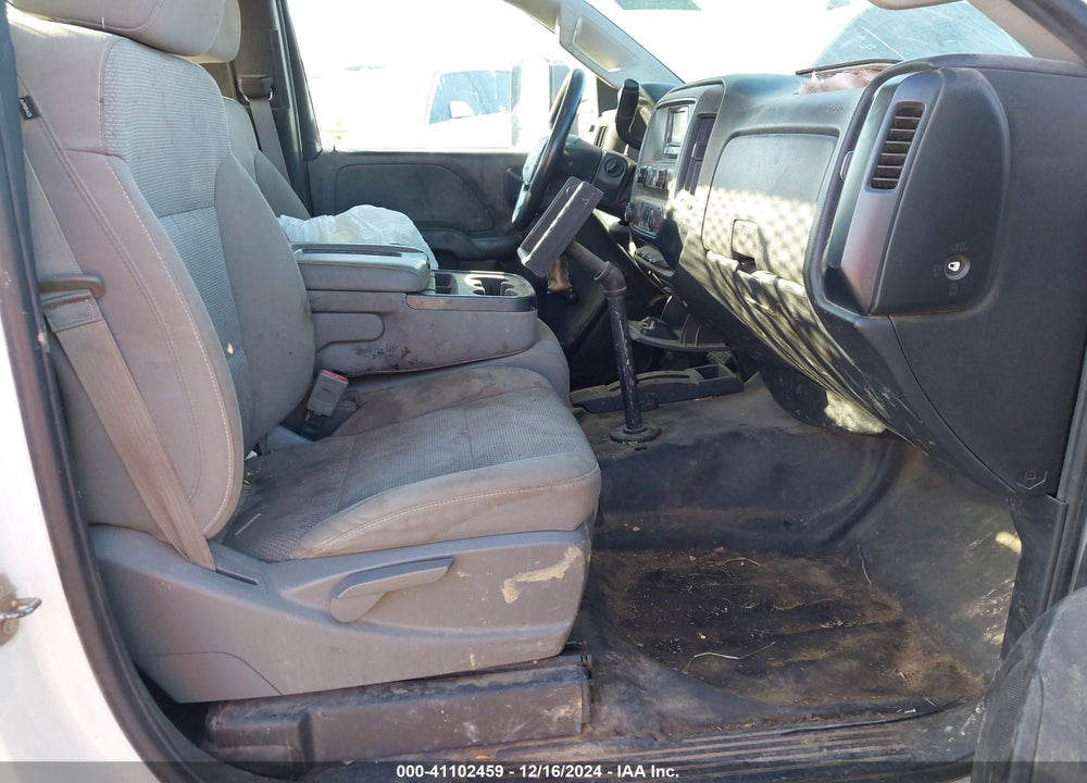 2015 CHEVROLET SILVERADO 2500HD WT VIN: 1GC0KUEG4FZ121318