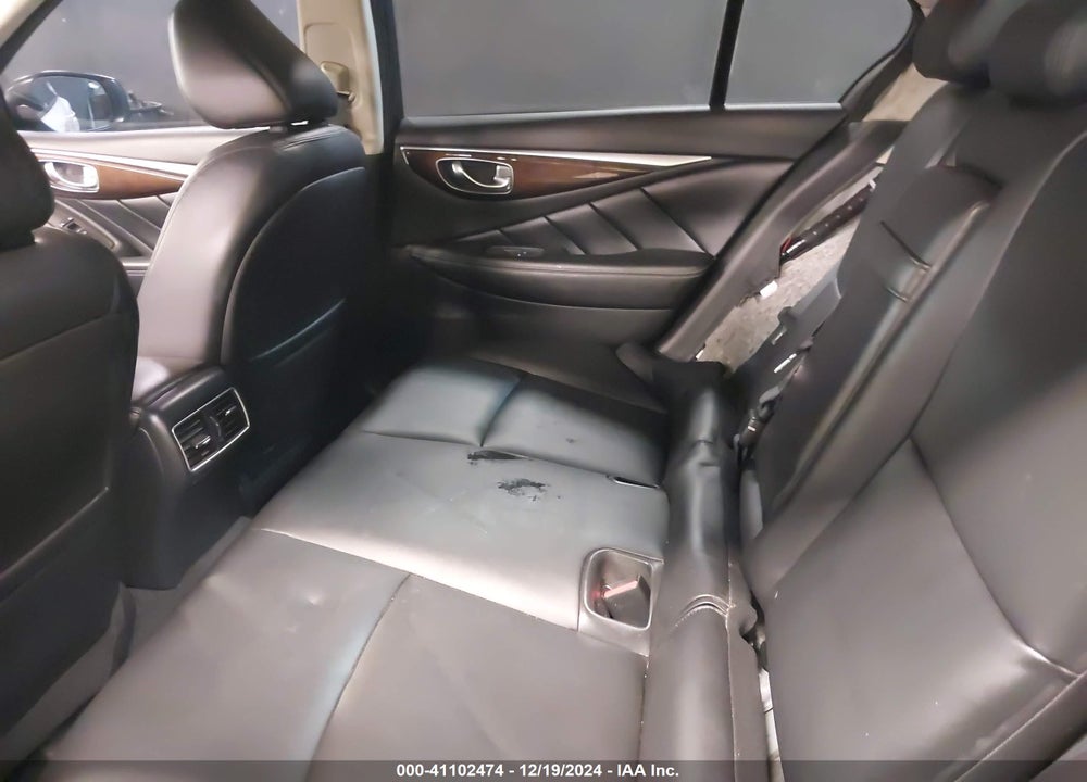 2019 INFINITI Q50 3.0T LUXE VIN: JN1EV7AR7KM552476