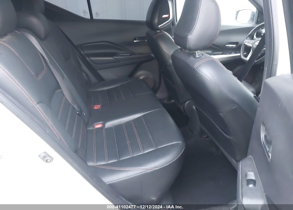 2019 NISSAN KICKS SR VIN: 3N1CP5CUXKL540081