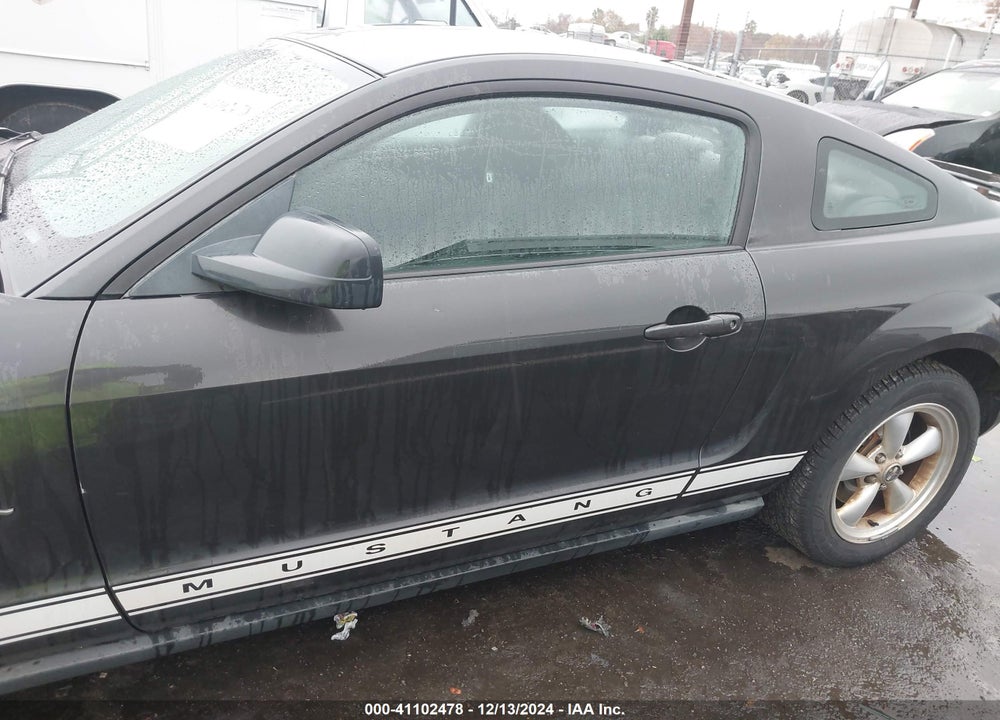 2007 FORD MUSTANG V6 DELUXE/V6 PREMIUM VIN: 1ZVFT80N475247172