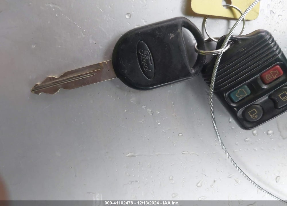2007 FORD MUSTANG V6 DELUXE/V6 PREMIUM VIN: 1ZVFT80N475247172
