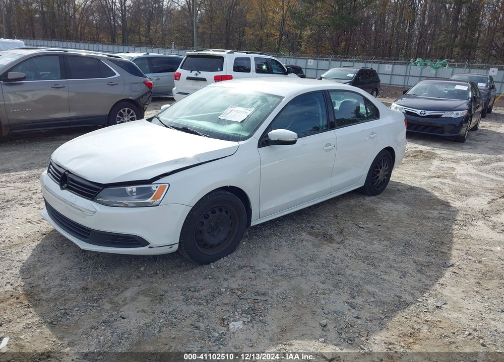 2014 VOLKSWAGEN JETTA 1.8T SE VIN: 3VWD17AJ3EM417323