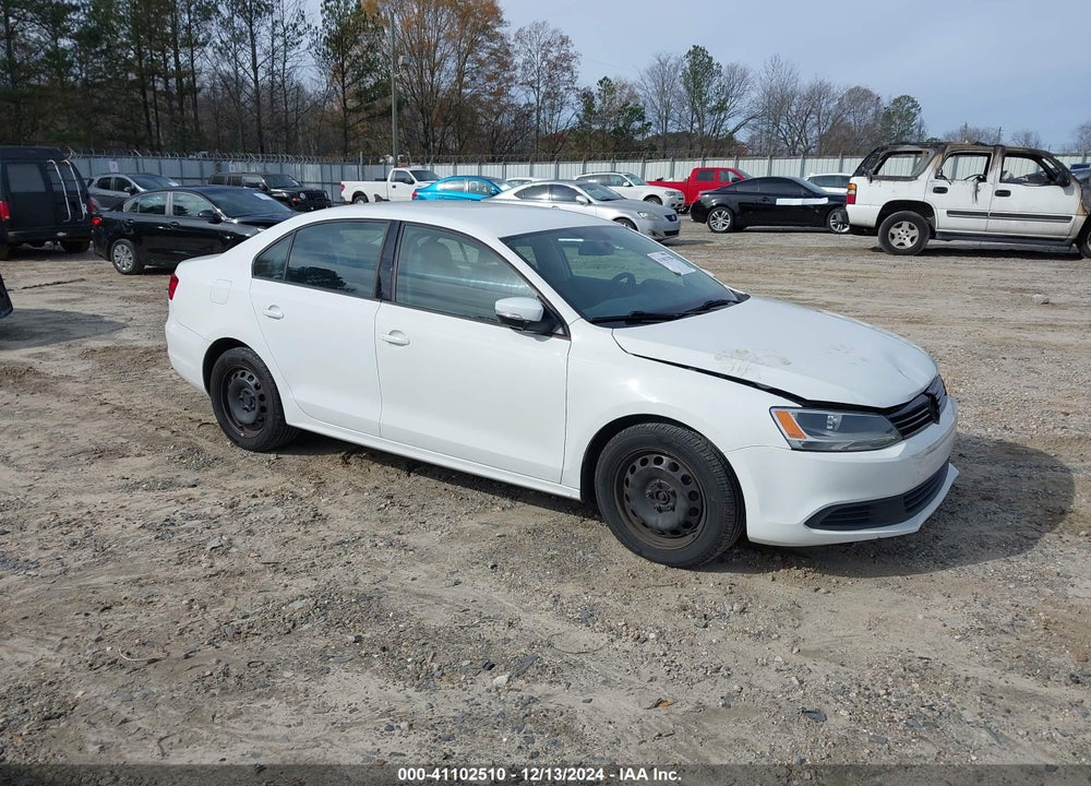 2014 VOLKSWAGEN JETTA 1.8T SE VIN: 3VWD17AJ3EM417323