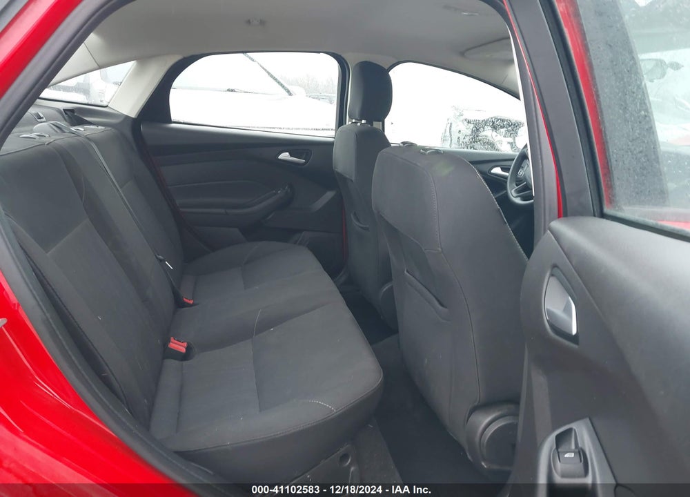 2017 FORD FOCUS SE VIN: 1FADP3F29HL275759
