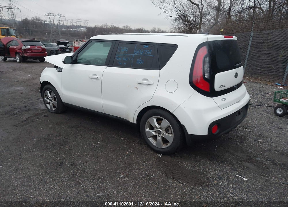 2018 KIA SOUL VIN: KNDJN2A2XJ7572834