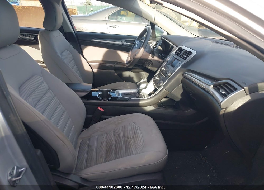 2016 FORD FUSION S VIN: 1FA6P0G73G5109953