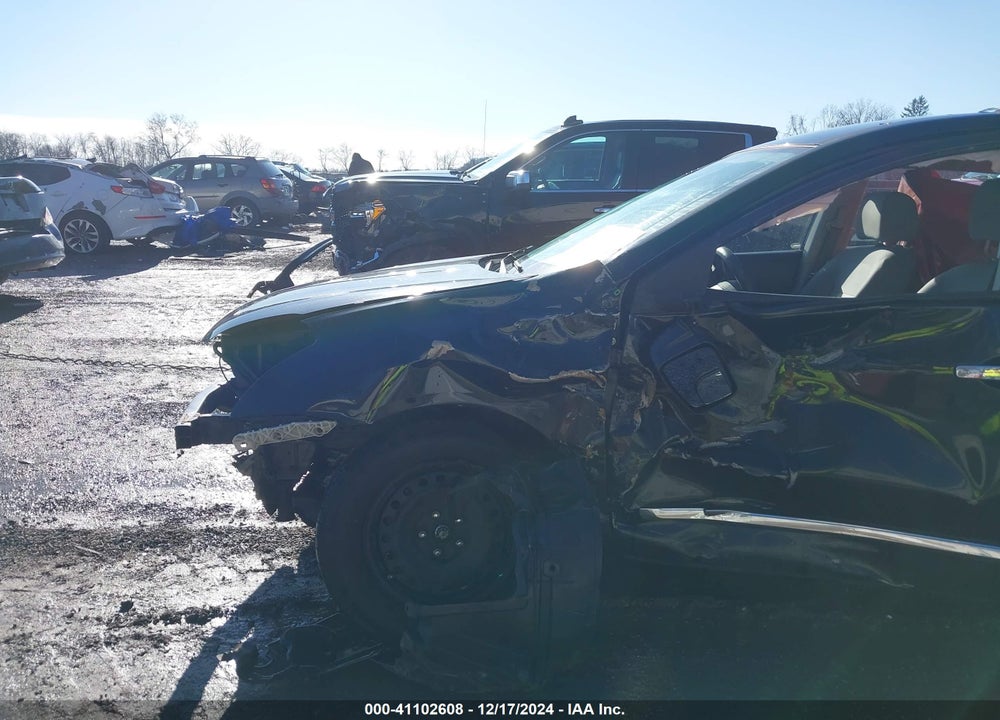 2013 NISSAN ROGUE S VIN: JN8AS5MV8DW623696