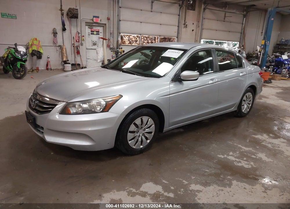2011 HONDA ACCORD 2.4 LX VIN: 1HGCP2E31BA065168