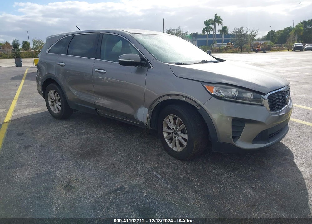 2019 KIA SORENTO 3.3L LX VIN: 5XYPG4A54KG487647