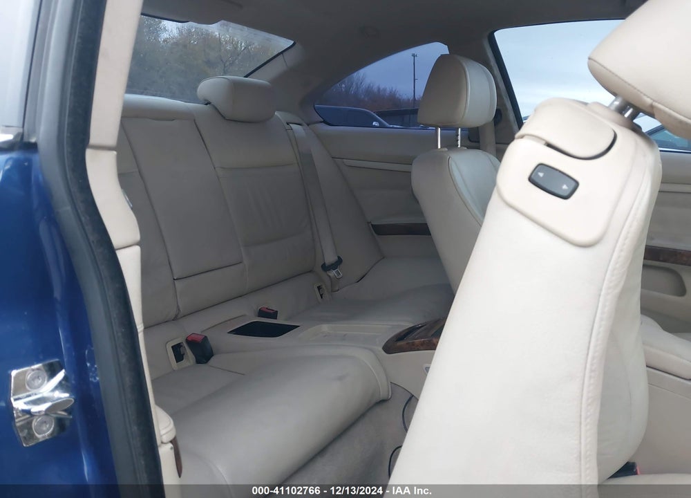 2007 BMW 335I VIN: WBAWB73507P037388