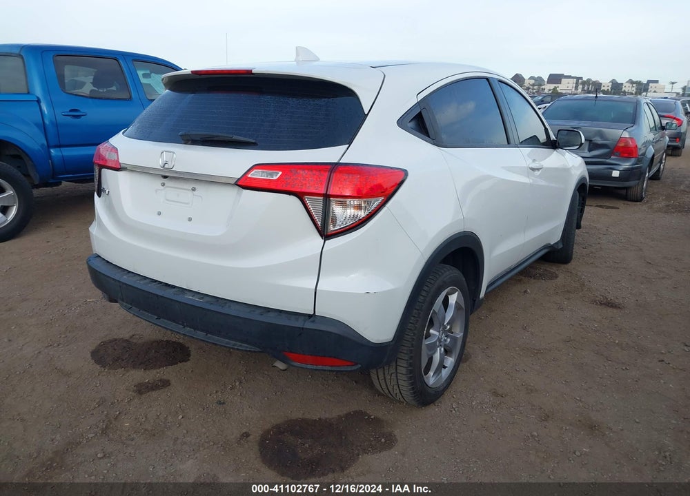 2022 HONDA HR-V 2WD LX VIN: 3CZRU5H31NM708960