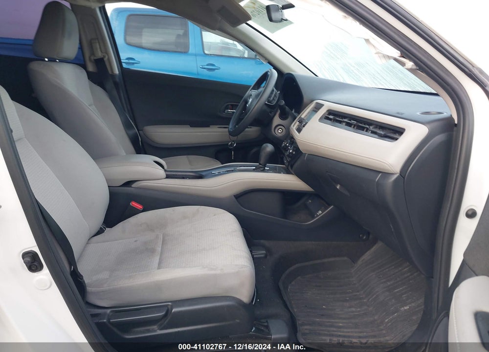2022 HONDA HR-V 2WD LX VIN: 3CZRU5H31NM708960