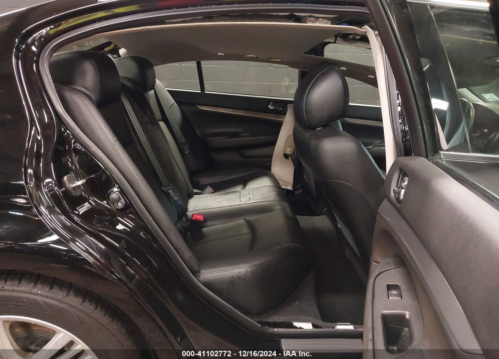 2015 INFINITI Q40 VIN: JN1CV6AR9FM524718