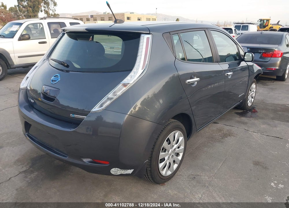 2013 NISSAN LEAF S VIN: 1N4AZ0CP4DC407655