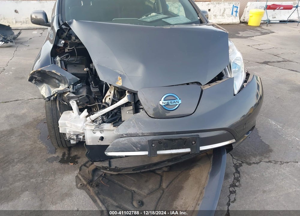 2013 NISSAN LEAF S VIN: 1N4AZ0CP4DC407655