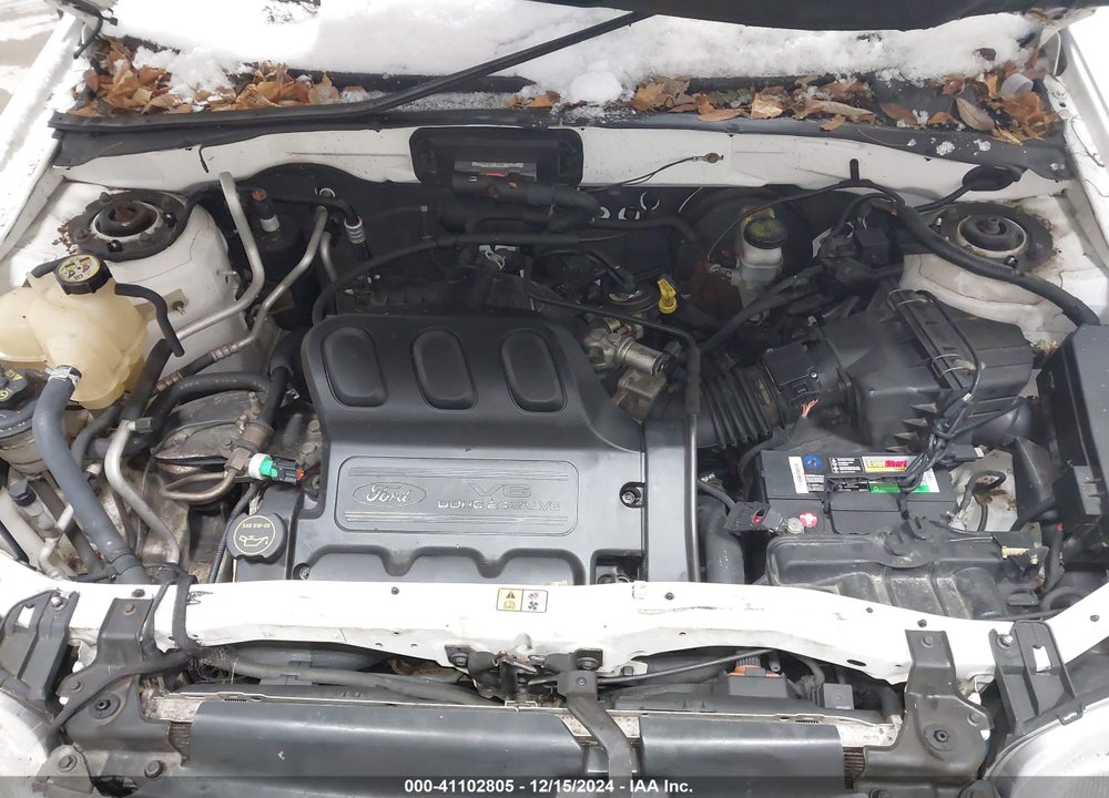 2002 FORD ESCAPE XLS VIN: 1FMYU011X2KC11563