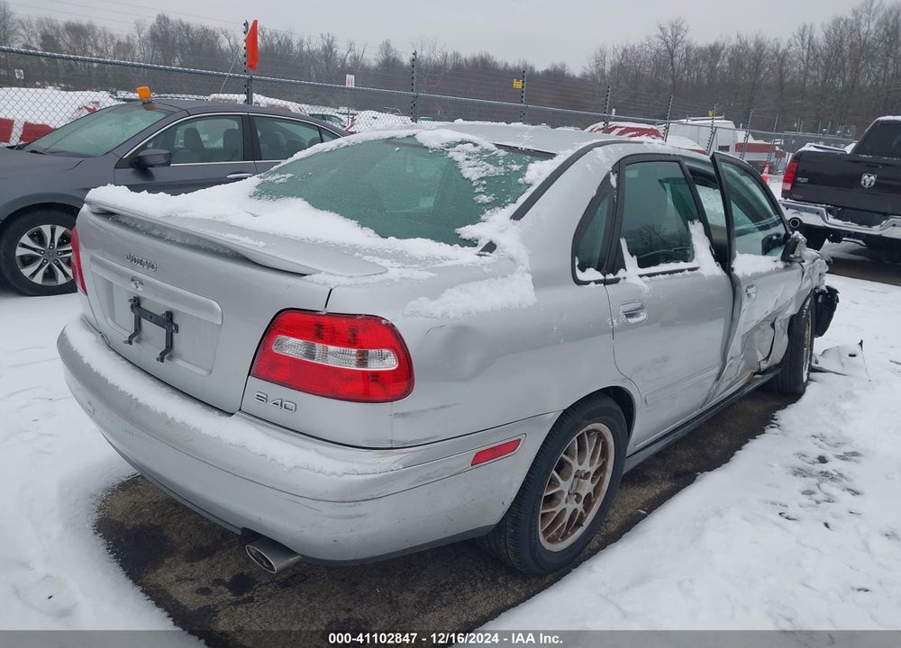 2004 VOLVO S40 A/LSE VIN: YV1VS27514F030120