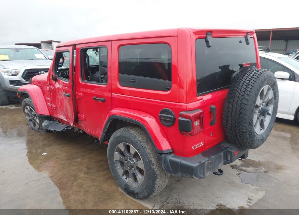 2019 JEEP WRANGLER UNLIMITED SAHARA 4X4 VIN: 1C4HJXEG3KW568161