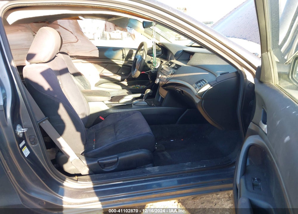 2012 HONDA ACCORD CPE LX-S VIN: 1HGCS1B31CA008094