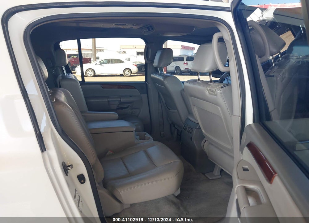 2008 INFINITI QX56 VIN: 5N3AA08C18N908569