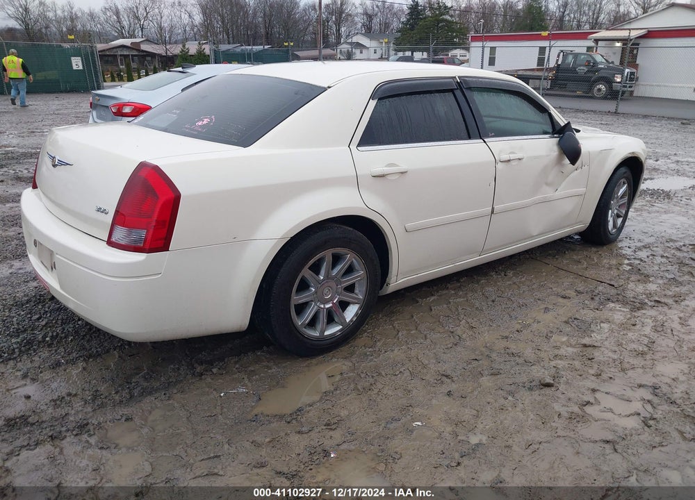 2006 CHRYSLER 300 VIN: 2C3KA43R56H444054