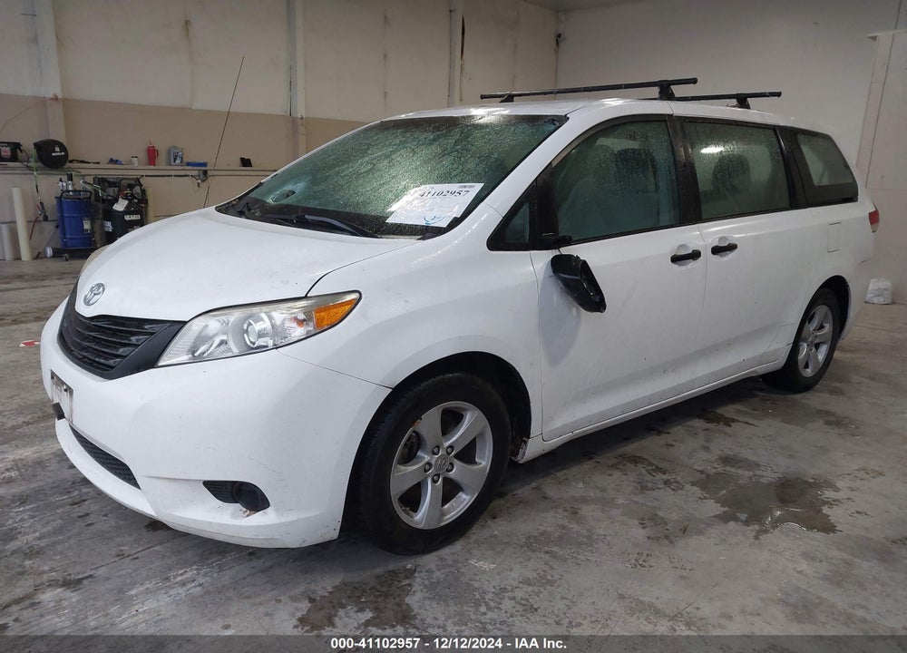 2011 TOYOTA SIENNA BASE V6 VIN: 5TDZK3DC3BS124884