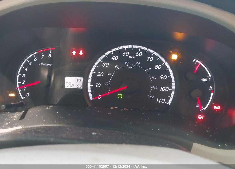 2011 TOYOTA SIENNA BASE V6 VIN: 5TDZK3DC3BS124884
