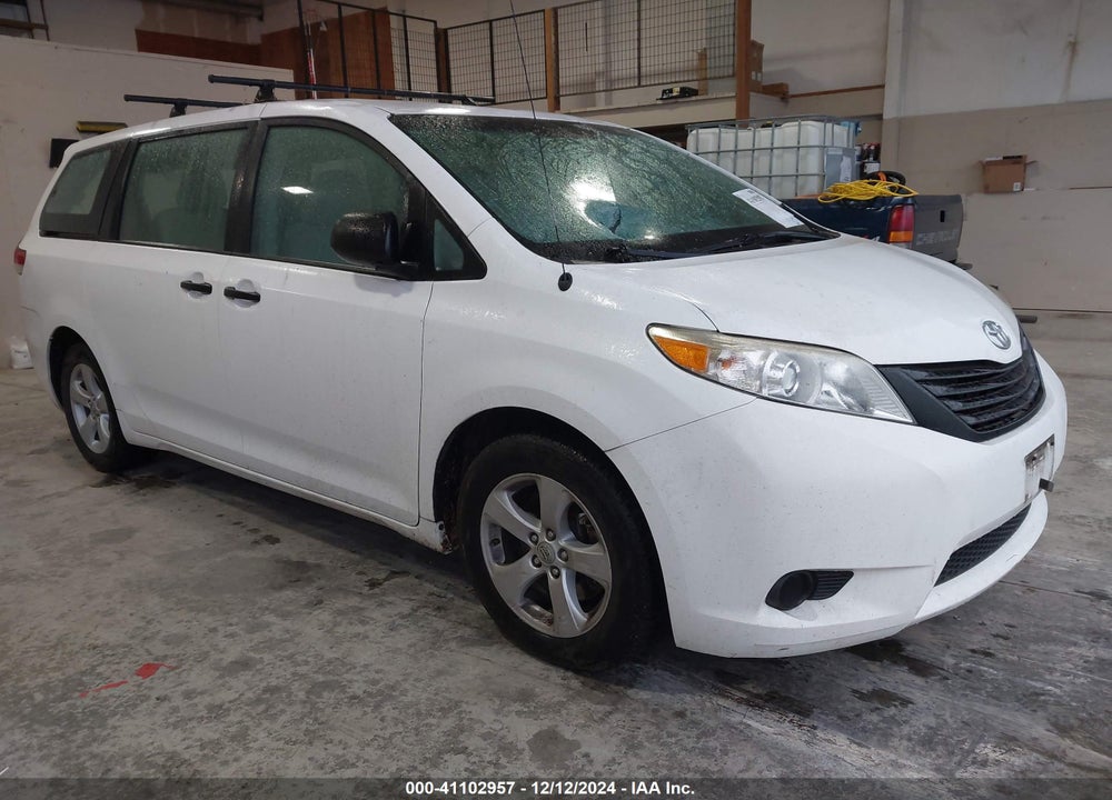2011 TOYOTA SIENNA BASE V6 VIN: 5TDZK3DC3BS124884