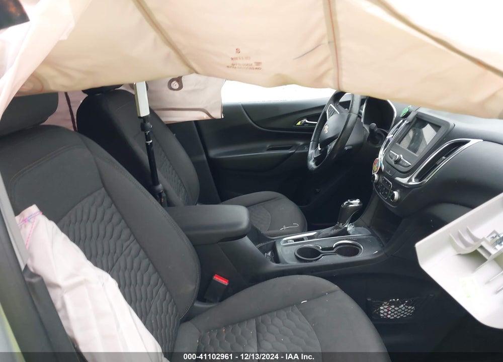 2019 CHEVROLET EQUINOX LT VIN: 2GNAXKEV3K6109487