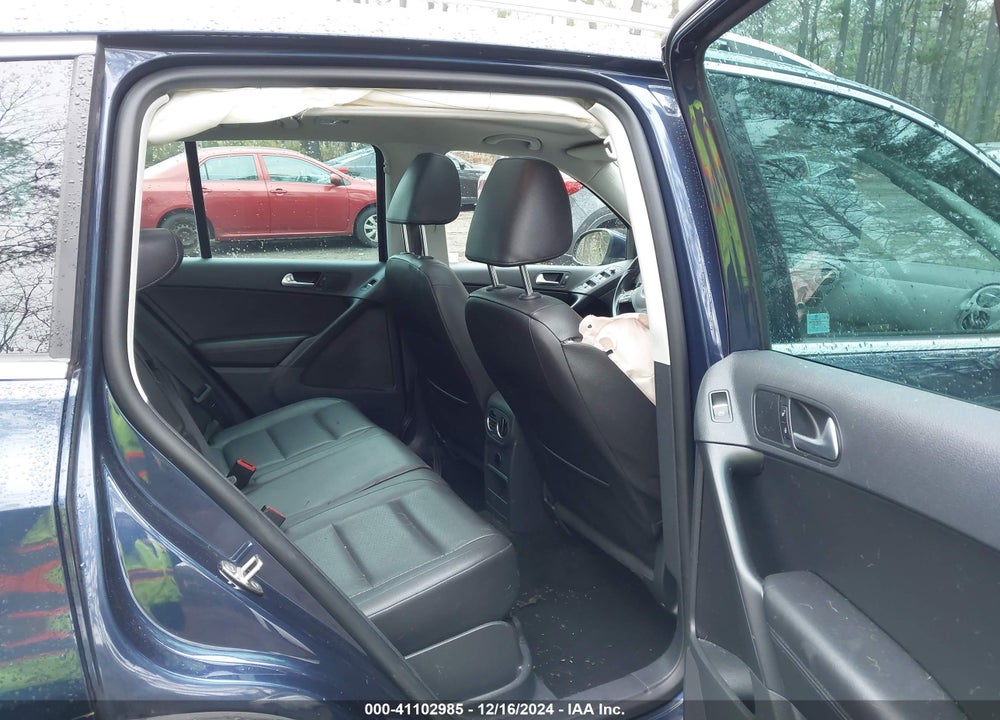 2013 VOLKSWAGEN TIGUAN VIN: WVGBV7AX1DW509981