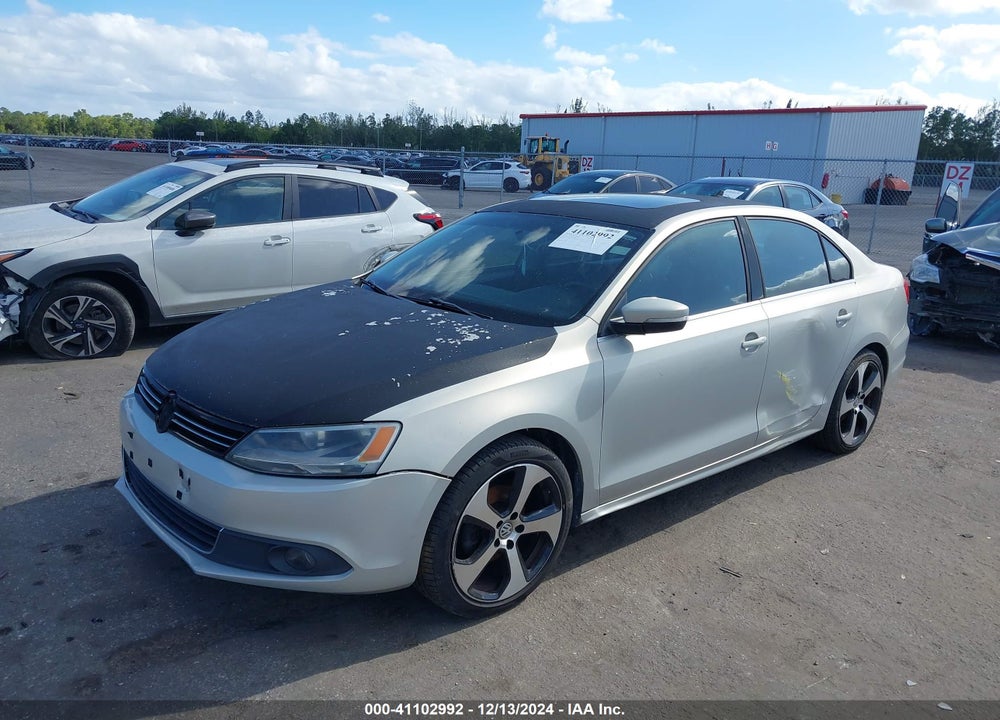 2011 VOLKSWAGEN JETTA 2.5L SEL VIN: 3VWLX7AJ1BM328601