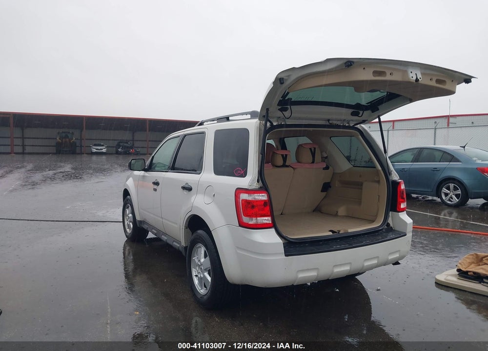2011 FORD ESCAPE XLT VIN: 1FMCU0D71BKA13481